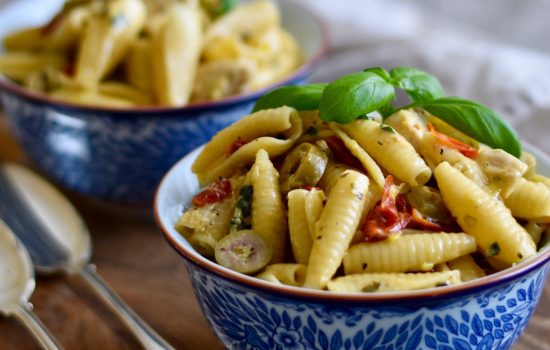 Krämig medelhavspasta med kyckling