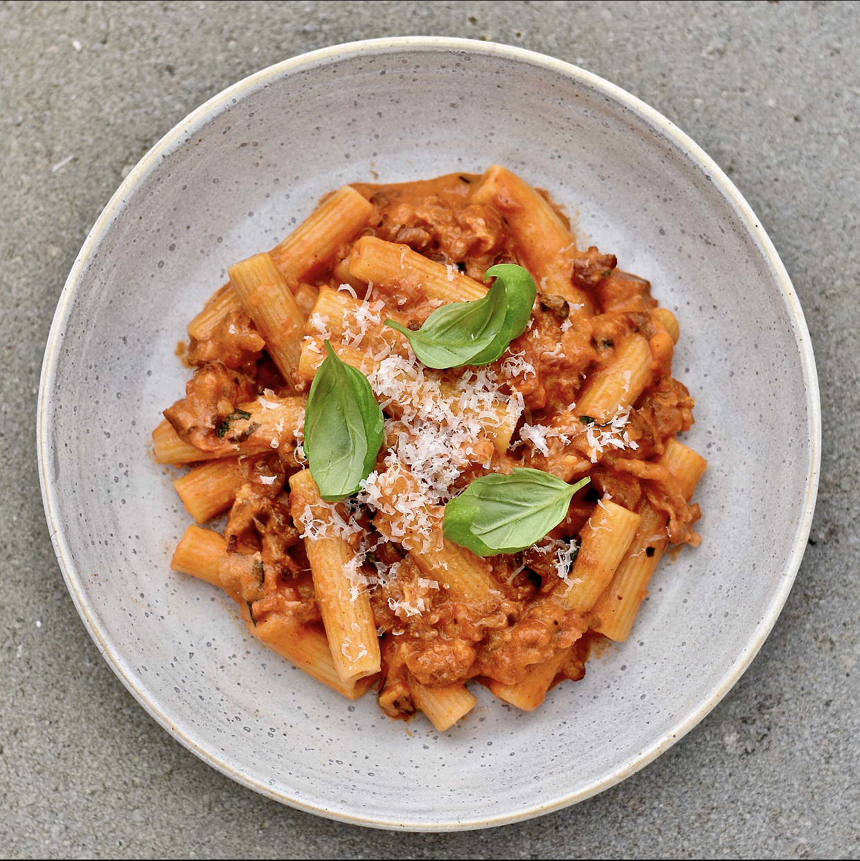 Pasta con Lonza di Maiale Affumicata